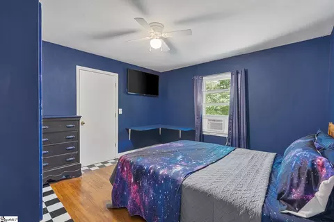 Bedroom - 131 B D Johnston Rd, Central, SC 29630 photo 3 of 3