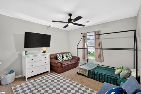 Bedroom - 716 Stilmore Dr, Duncan, SC 29334 photo 4 of 5