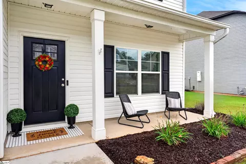 Exterior - 716 Stilmore Dr, Duncan, SC 29334 photo 2 of 8