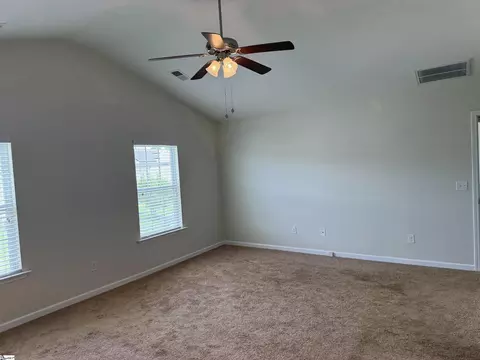 Living - 415 Victory Ln, Moore, SC 29369 photo 1 of 1
