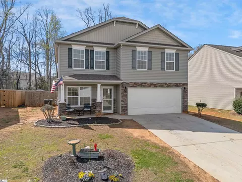 Exterior - 415 Victory Ln, Moore, SC 29369 photo 2 of 10