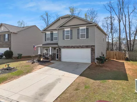 Exterior - 415 Victory Ln, Moore, SC 29369 photo 4 of 10