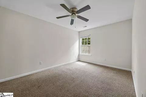 Bedroom - 415 Victory Ln, Moore, SC 29369 photo 3 of 5