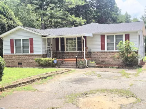 190 Fuller Rd, Spartanburg, SC 29306