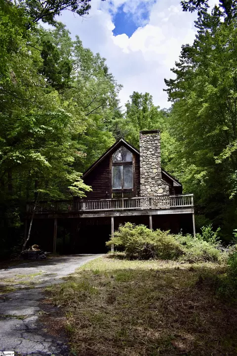 173 Mountain Haven Ln, Zirconia, NC 28790