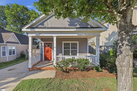 201 Lincoln St, Greenville, SC 29601