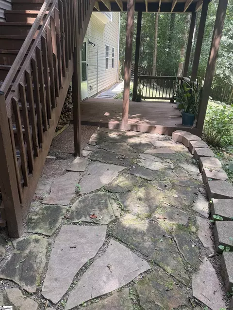 Exterior - 340 Camperdown Ct, Easley, SC 29642 photo 5 of 10