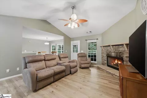 Living - 340 Camperdown Ct, Easley, SC 29642 photo 2 of 4