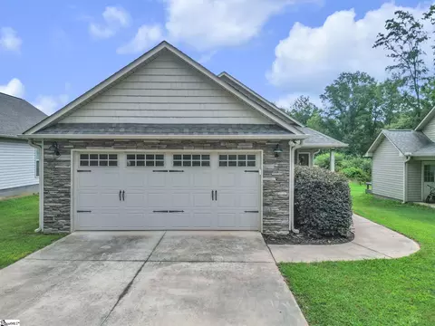 206 Mabry St, Spartanburg, SC 29301