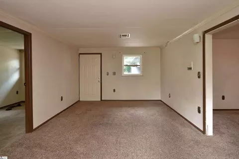 Living - Undisclosed, Central, SC 29630 photo 5 of 6