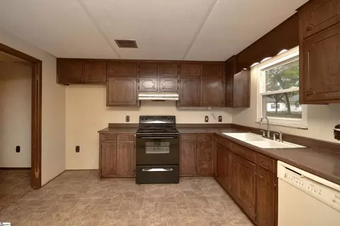 Kitchen - Undisclosed, Central, SC 29630 photo 4 of 4