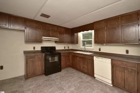 Kitchen - Undisclosed, Central, SC 29630 photo 3 of 4