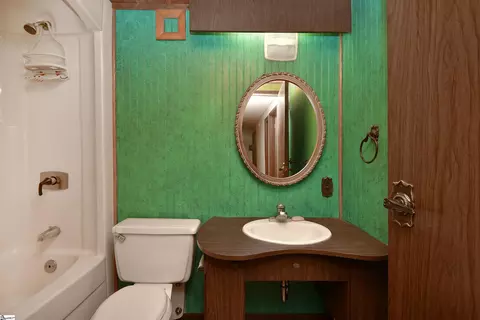 Bath - Undisclosed, Central, SC 29630 photo 3 of 4