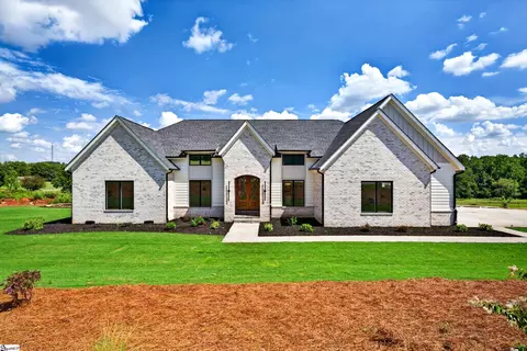 91 S Bates Rd, Taylors, SC 29687