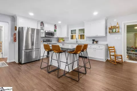 Kitchen - 2 Tasha Dr # B, Pelzer, SC 29669 photo 1 of 2