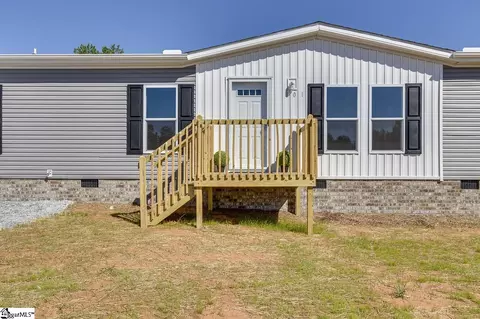 101 Garnet Ln, Easley, SC 29640 photo 2