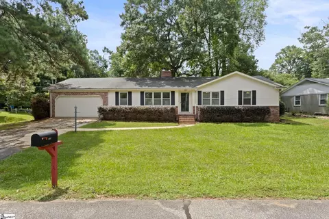 128 Colvin Rd, Greenville, SC 29615