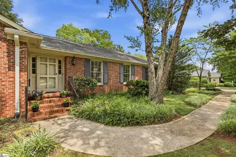 303 Hillsborough Dr, Greenville, SC 29615