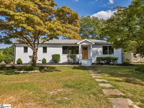 210 Woodfield Ave, Fountain Inn, SC 29644