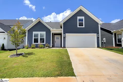 106 Moorish Cir, Fountain Inn, SC 29644