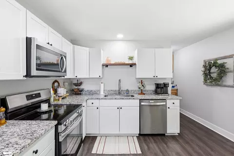 Kitchen - 105 G St, Williamston, SC 29697 photo 4 of 4
