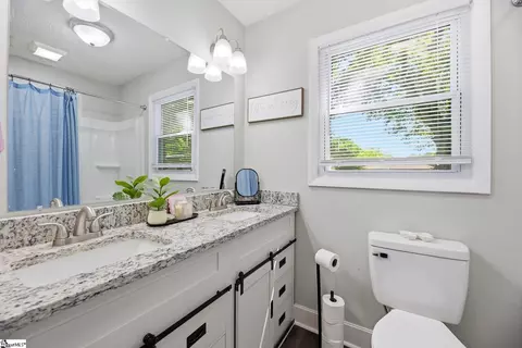 Bath - 105 G St, Williamston, SC 29697 photo 3 of 3