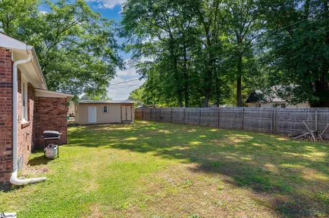Exterior - 105 G St, Williamston, SC 29697 photo 6 of 10