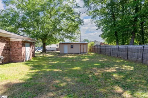 Exterior - 105 G St, Williamston, SC 29697 photo 9 of 10