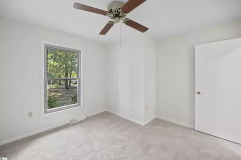 Bedroom - 120 Pineview Dr, Easley, SC 29642 photo 4 of 8