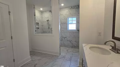 Bath - 133 Shale Dr, Central, SC 29630 photo 1 of 2