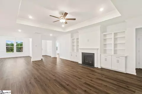 Living - 133 Shale Dr, Central, SC 29630 photo 1 of 3