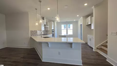 Kitchen - 133 Shale Dr, Central, SC 29630 photo 1 of 2
