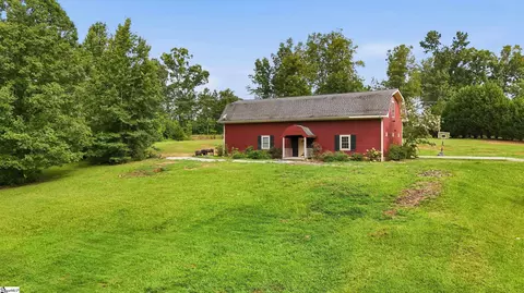 213 Highland Forest Dr, Greenwood, SC 29646