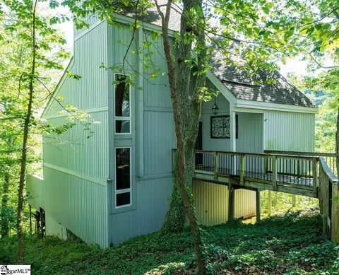 14 Persimmon Ln, Greenville, SC 29609