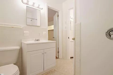 Bath - 102 Broad St, Clemson, SC 29631 photo 5 of 5