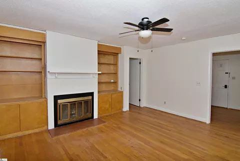 Living - 102 Broad St, Clemson, SC 29631 photo 3 of 3