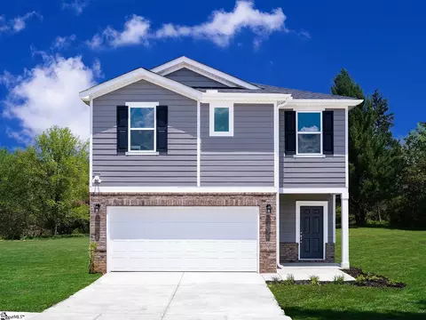 135 Gardner Ave, Gray Court, SC 29645