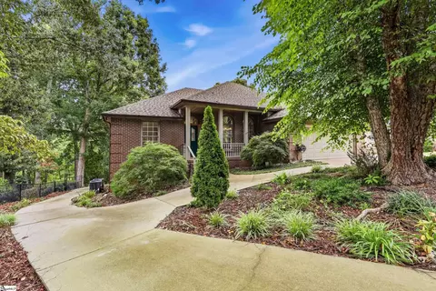 102 Pier Thirty Three, Townville, SC 29689
