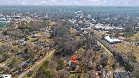 View/Area - 113 Mcfarlin St, Easley, SC 29640 photo 2 of 5