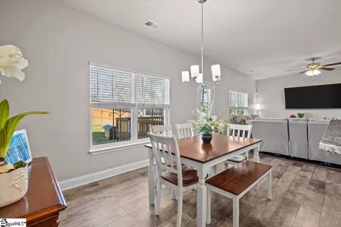 Dining - 113 Mcfarlin St, Easley, SC 29640 photo 2 of 3