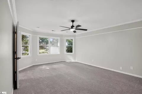 814 S Almond Dr, Simpsonville, SC 29681