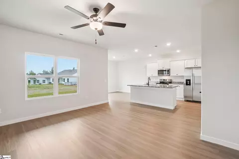1325 Pitch Pine Pl, Moore, SC 29369 photo 6