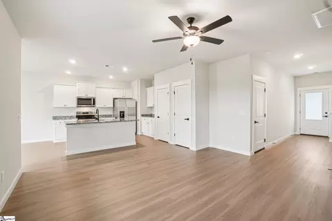 1325 Pitch Pine Pl, Moore, SC 29369 photo 4