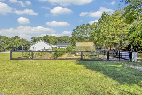 Exterior - 1817 Welcome Rd, Williamston, SC 29697 photo 5 of 14