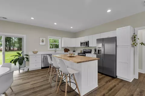 Kitchen - 1817 Welcome Rd, Williamston, SC 29697 photo 1 of 1