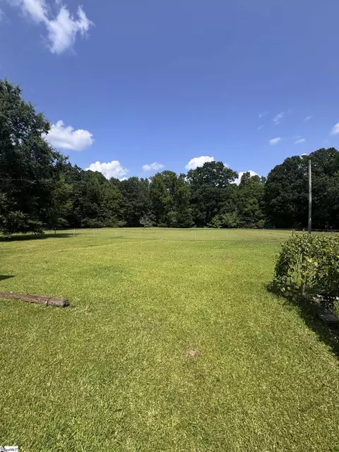 891 Charlottes Rd, Clinton, SC 29325 photo 10
