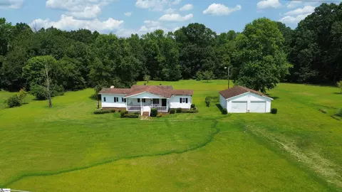 891 Charlottes Rd, Clinton, SC 29325 photo 4