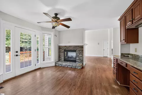 Living - 107 Elevation Ct, Greer, SC 29651 photo 2 of 5