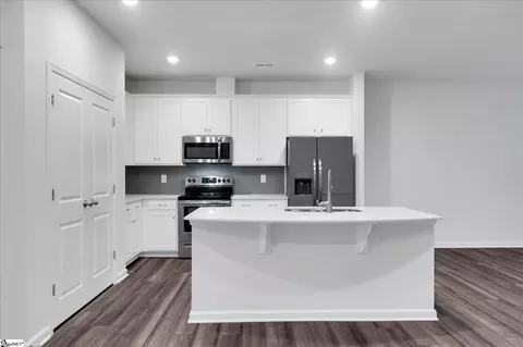 Kitchen - 290 E Compass Way, Easley, SC 29640 photo 1 of 3