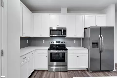 Kitchen - 290 E Compass Way, Easley, SC 29640 photo 3 of 3